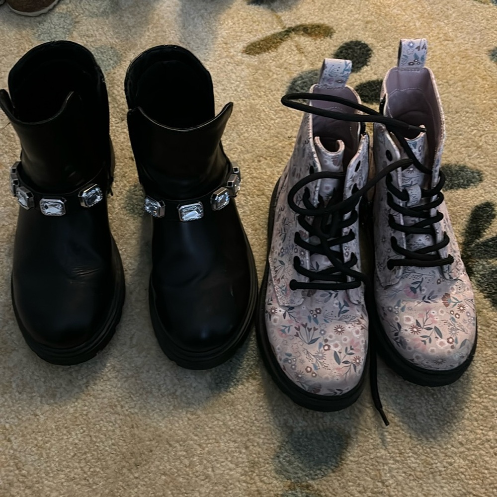 Bundle of art class boots from target